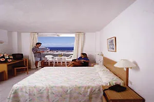 Hotel Catalonia Oro Negro Playa de las Americas  3*, Playa de las Americas (Tenerife)