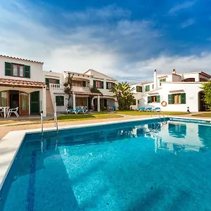 apartamentos-arenal-playa.balearic-islands.net/